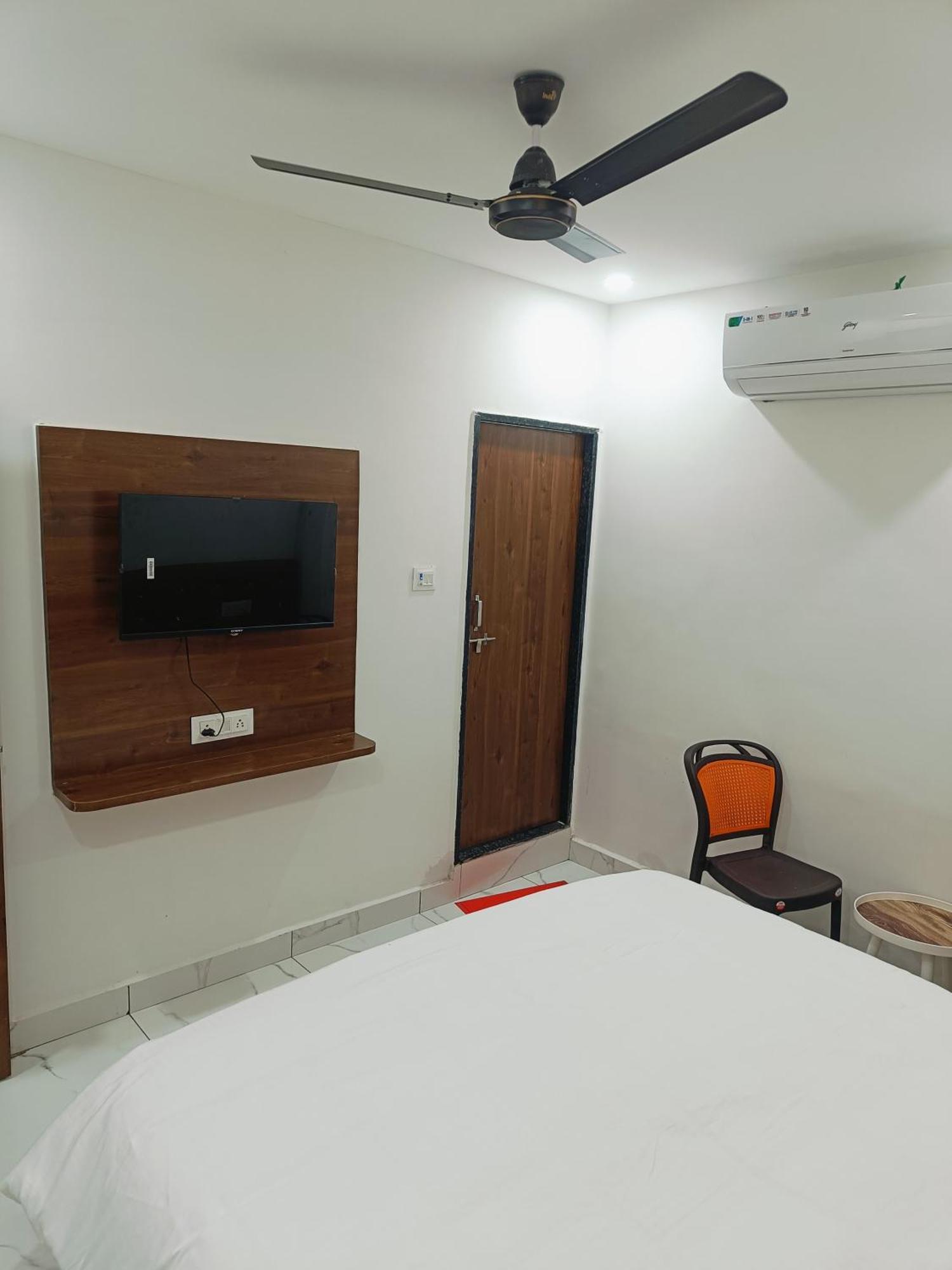 Hotel Shree Kedar Palace Ujjain Ngoại thất bức ảnh